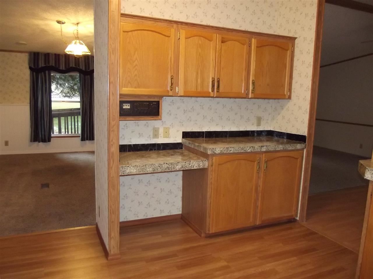 3705 E Center Rd - Photo 7