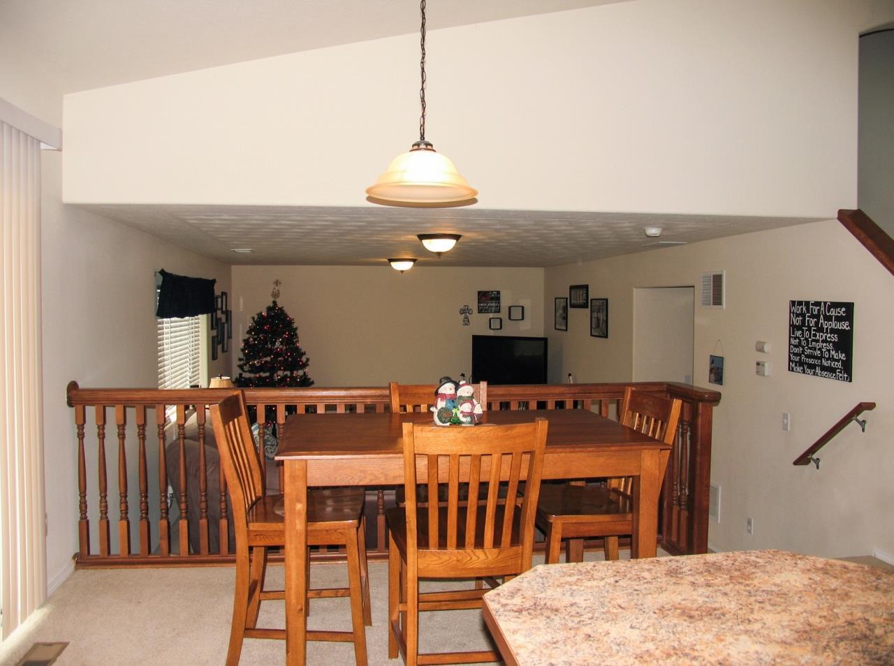 18204 E Crescent Dr - Photo 9