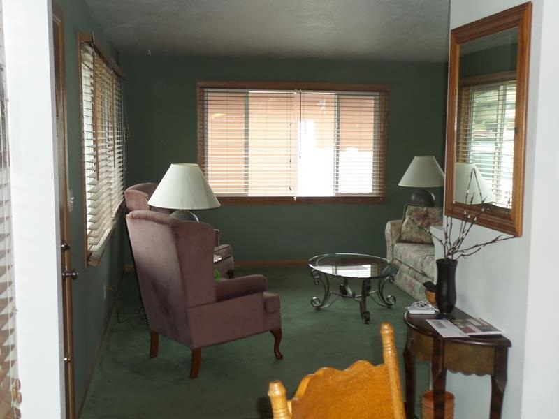 3611 W Lyons - Photo 5