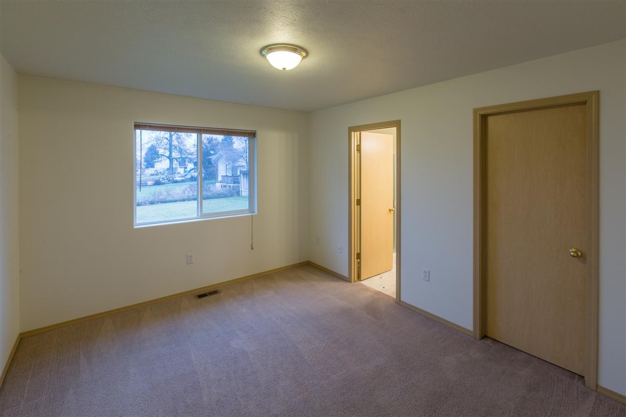 1105 N Vista - Photo 13