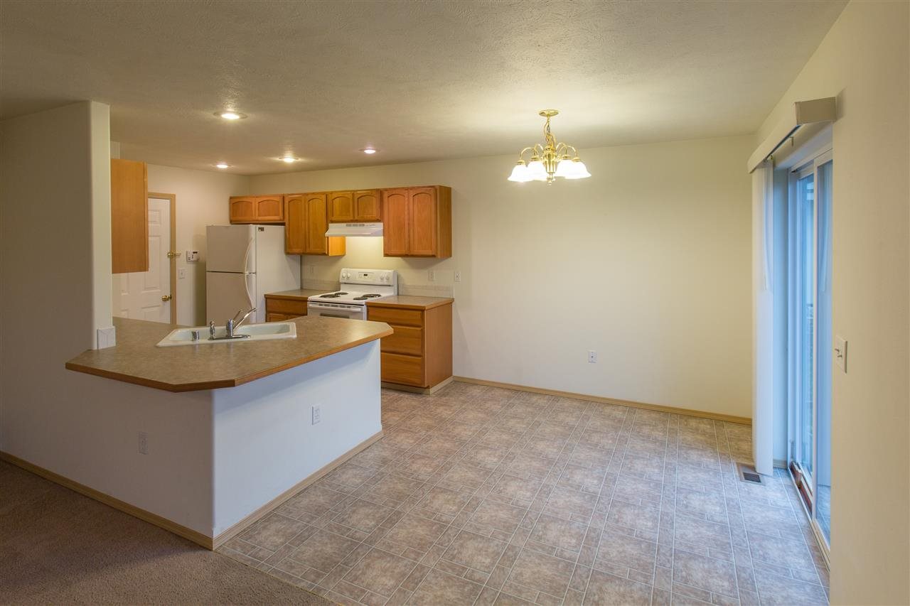 1105 N Vista - Photo 6