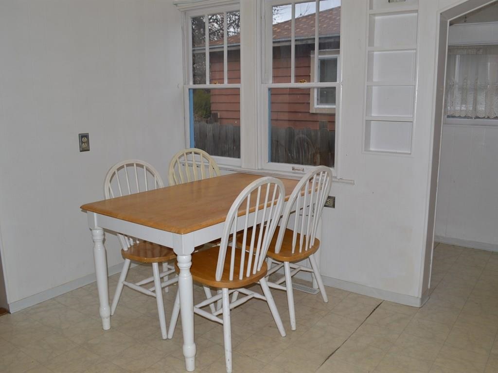 1314 E Bridgeport Ave - Photo 7