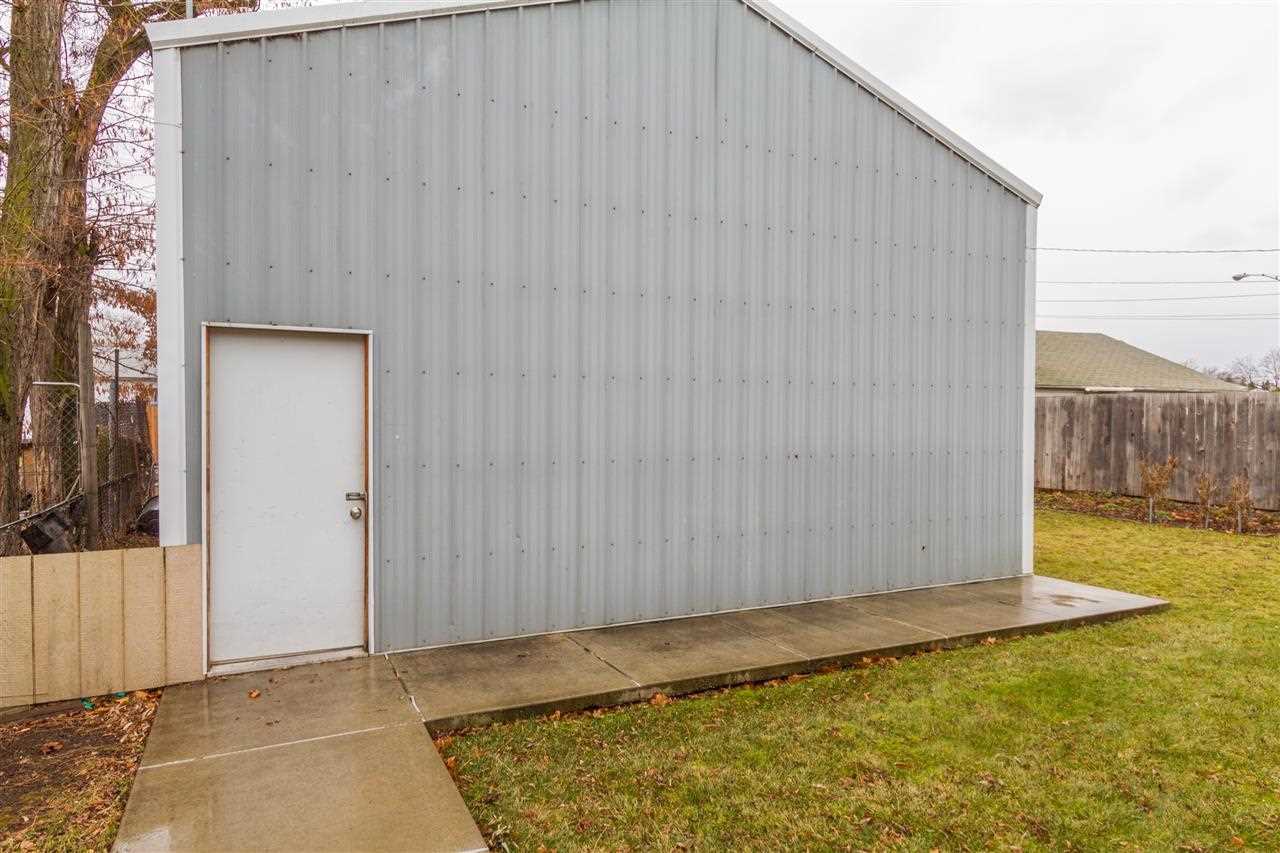 2908 E Baldwin Ave - Photo 12