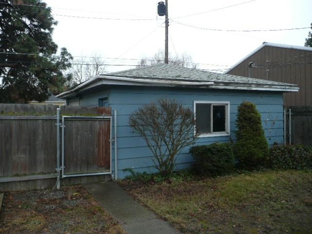 1106 E Crown Ave - Photo 3