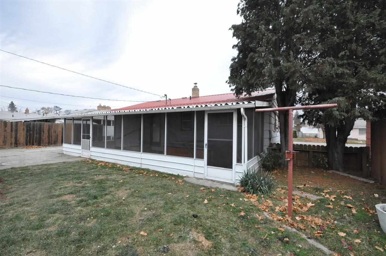 5703 N G St - Photo 15