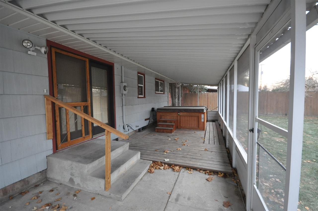 5703 N G St - Photo 16