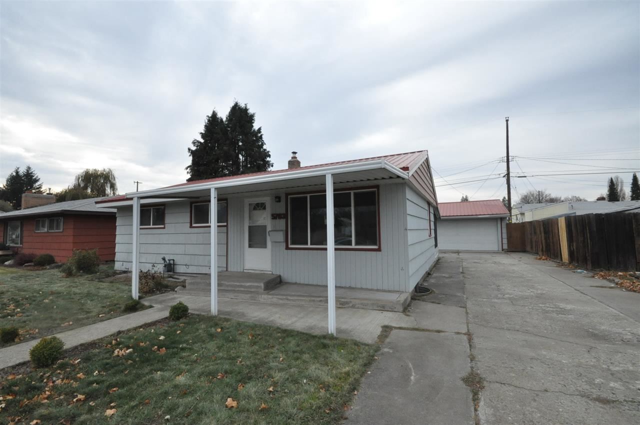 5703 N G St - Photo 3