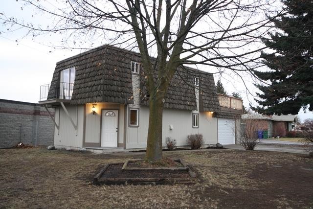 9509 E Nora Ave - Photo 1