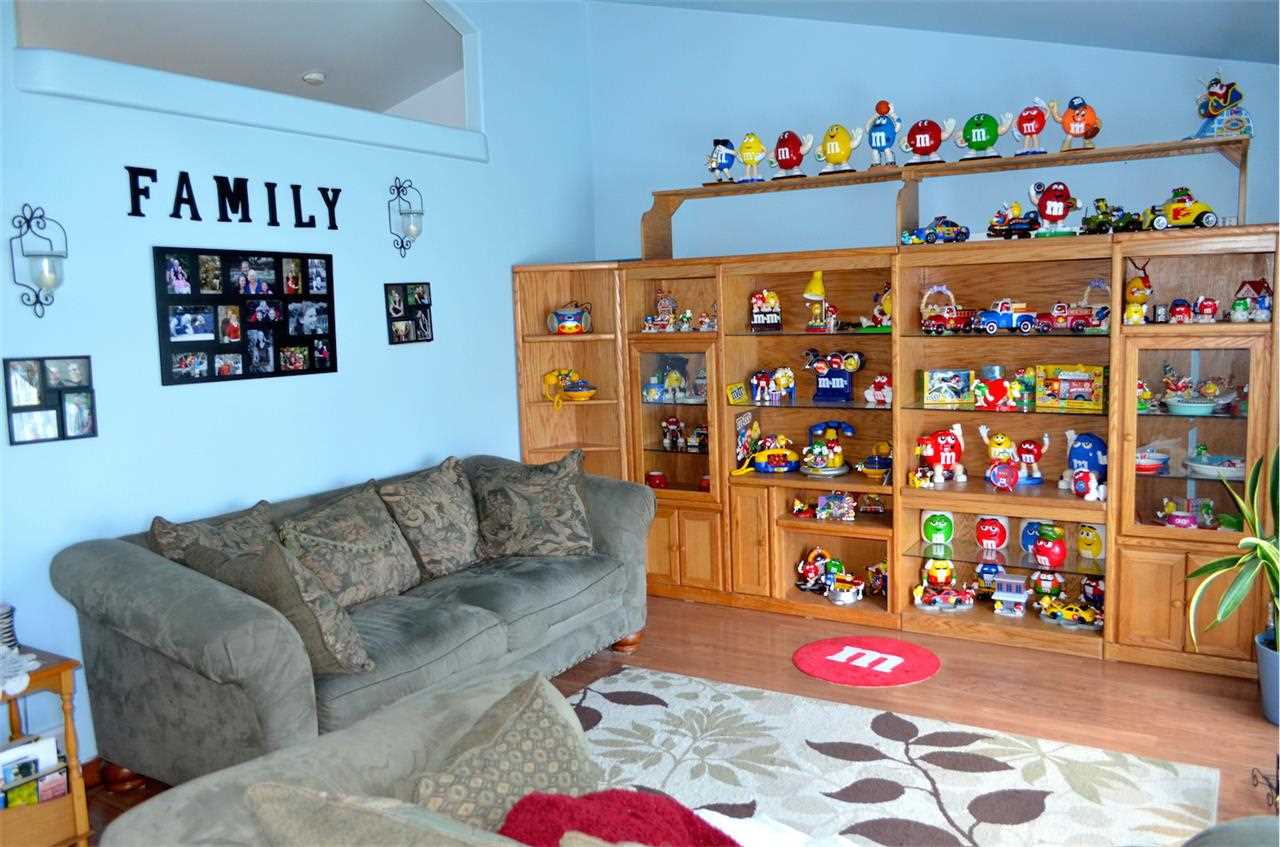 3823 E Tanager Ln - Photo 3