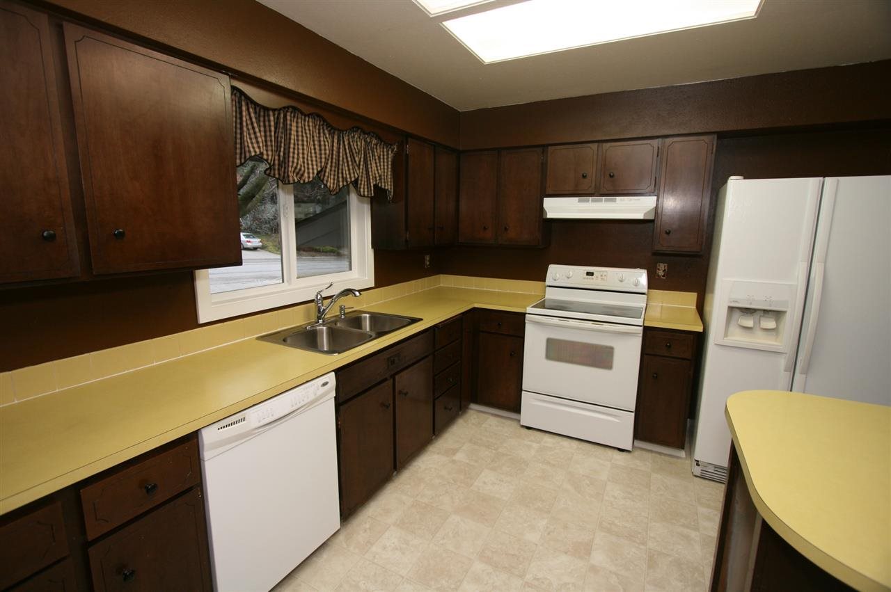 10821 E 28th Ave - Photo 7
