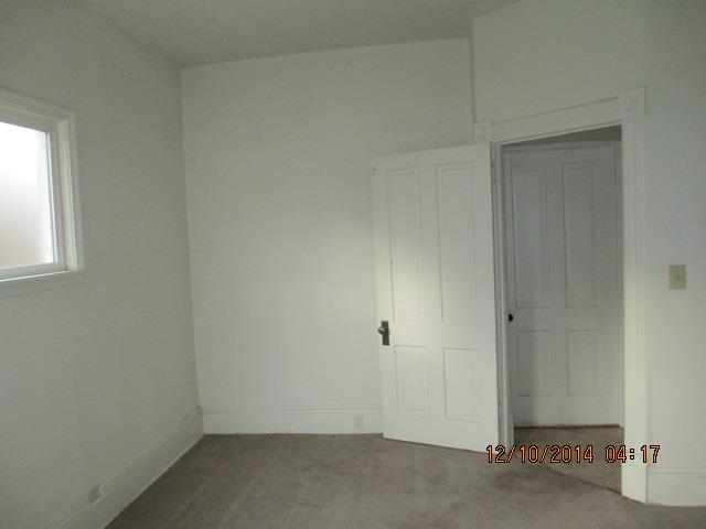 1114 W Maxwell Ave - Photo 6