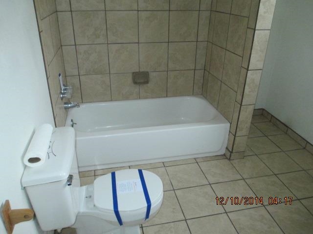 1114 W Maxwell Ave - Photo 7