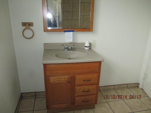1114 W Maxwell Ave - Photo 8