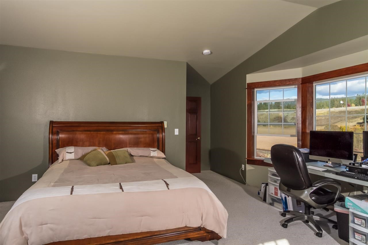 1085 Twelve Mile Rd - Photo 11