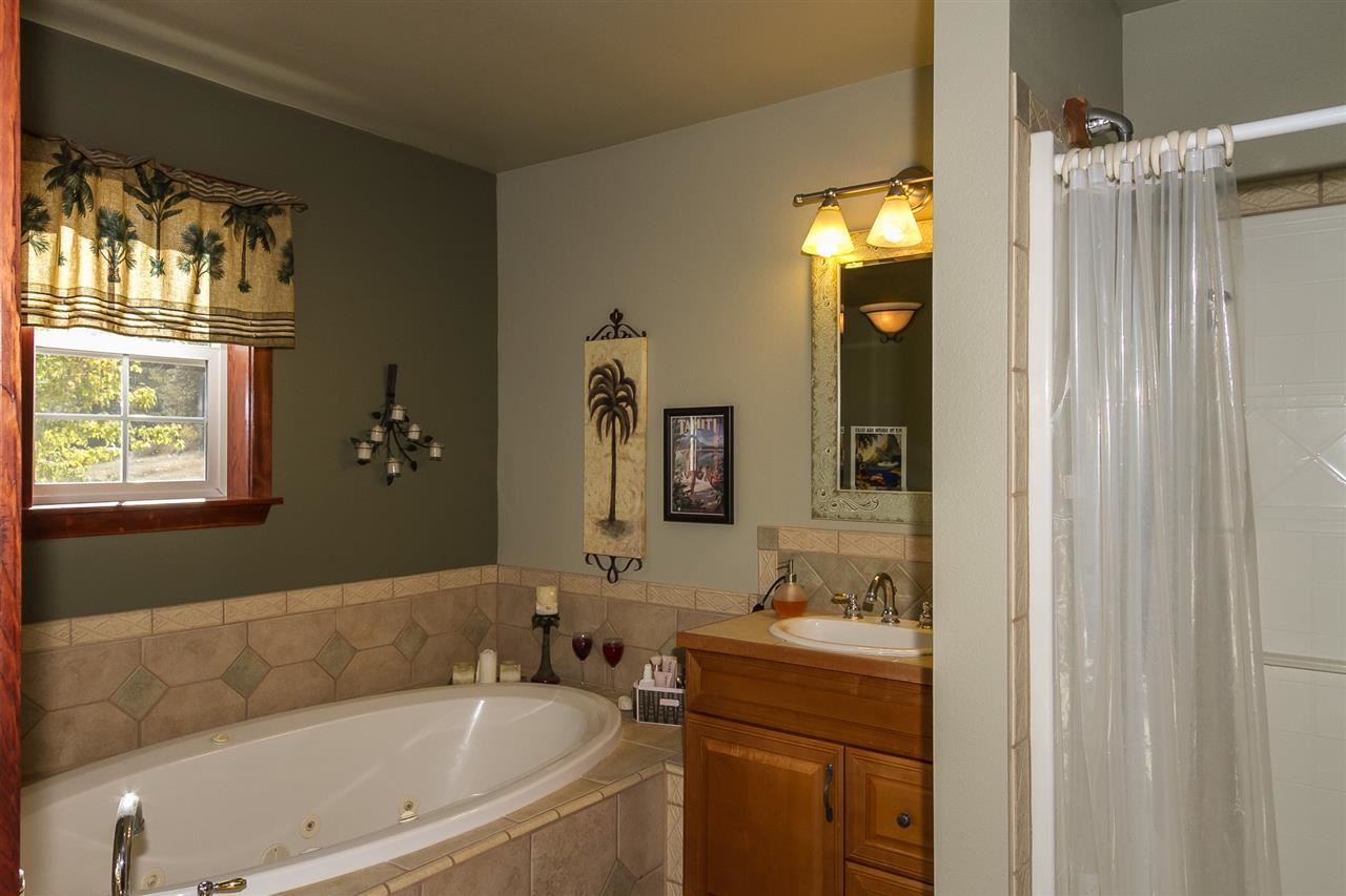 1085 Twelve Mile Rd - Photo 12