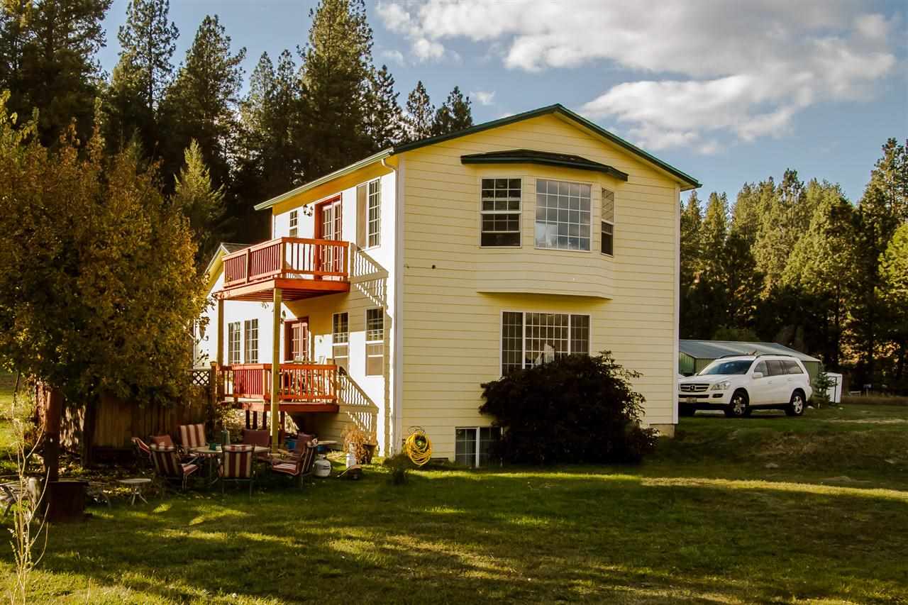 1085 Twelve Mile Rd - Photo 3