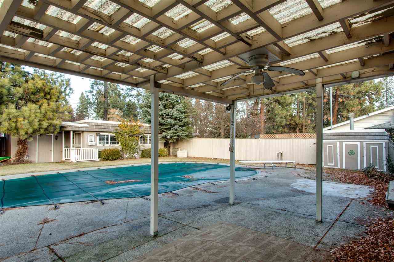 1625 E 38th Ave - Photo 16