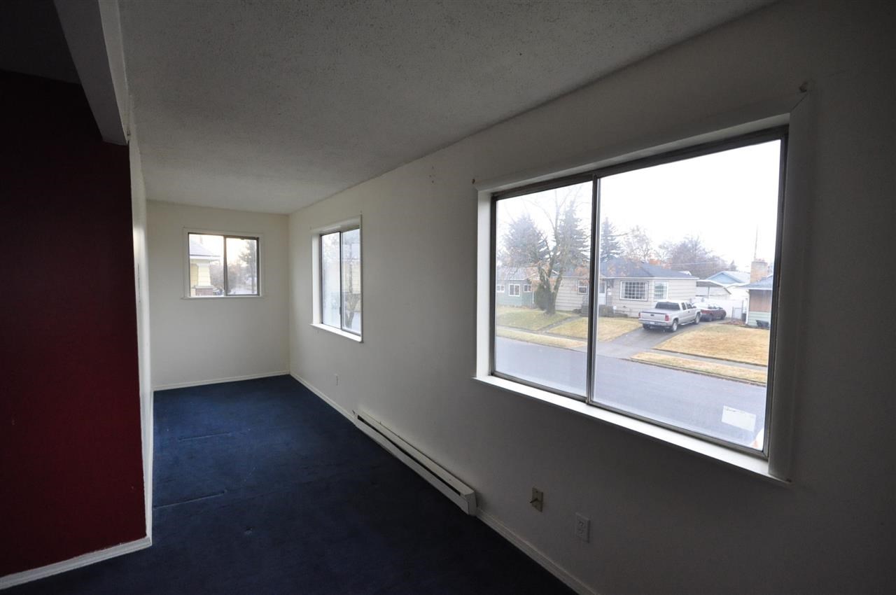 4818 N SMITH St - Photo 4