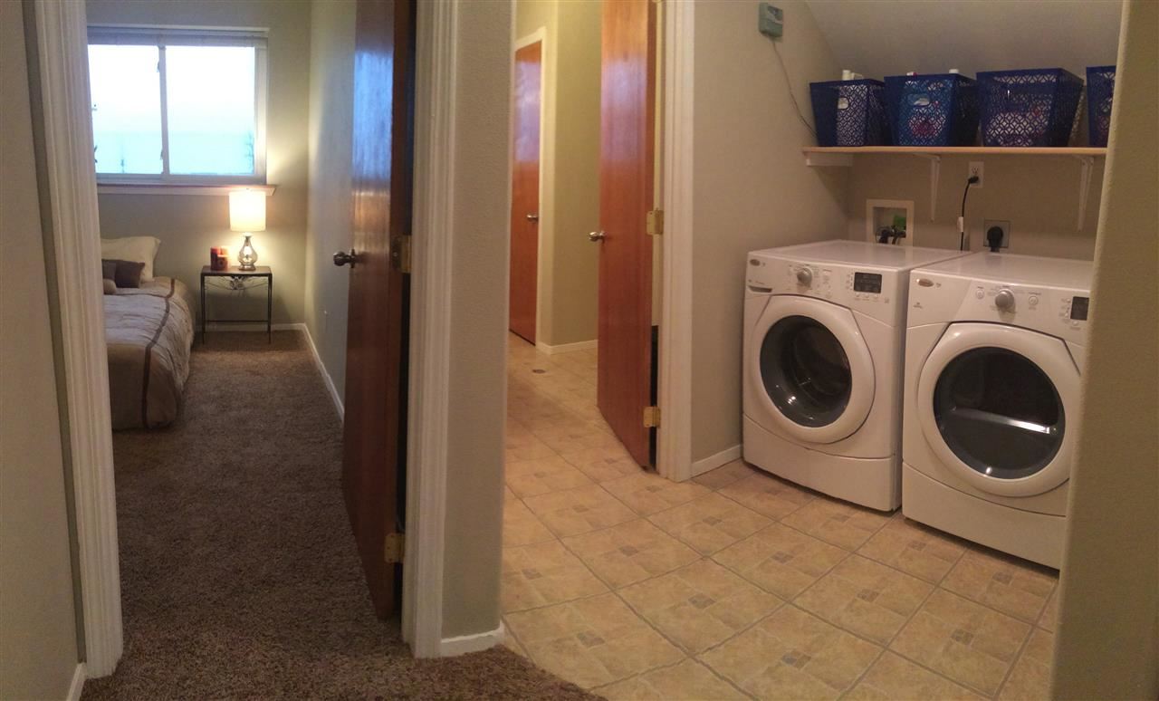 700 W Bridle Ln - Photo 16