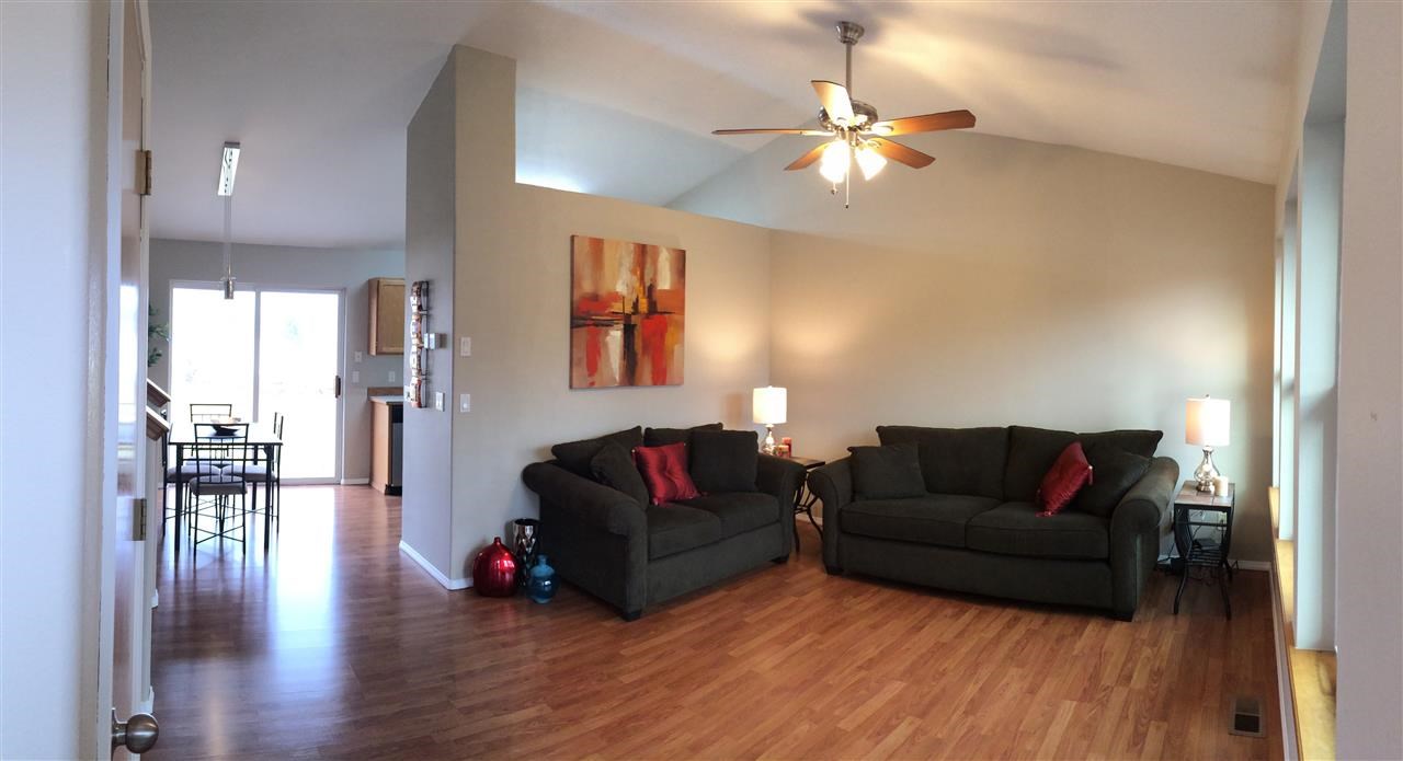 700 W Bridle Ln - Photo 3