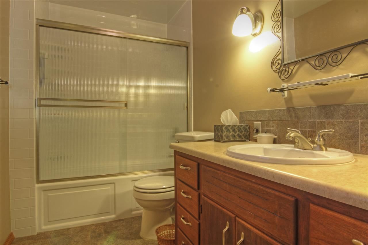 2217 E 46th Ave - Photo 11