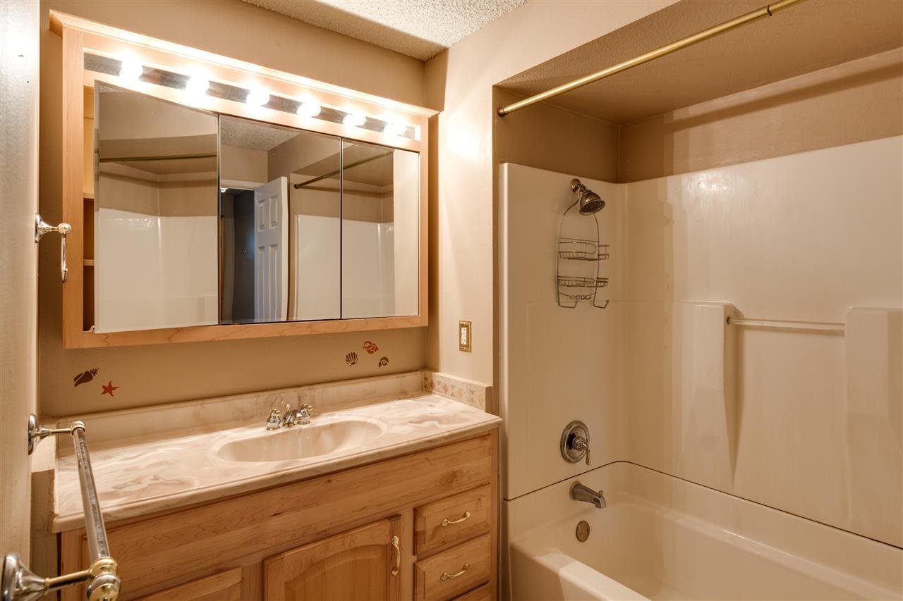 13920 S Clear Lake Rd - Photo 8