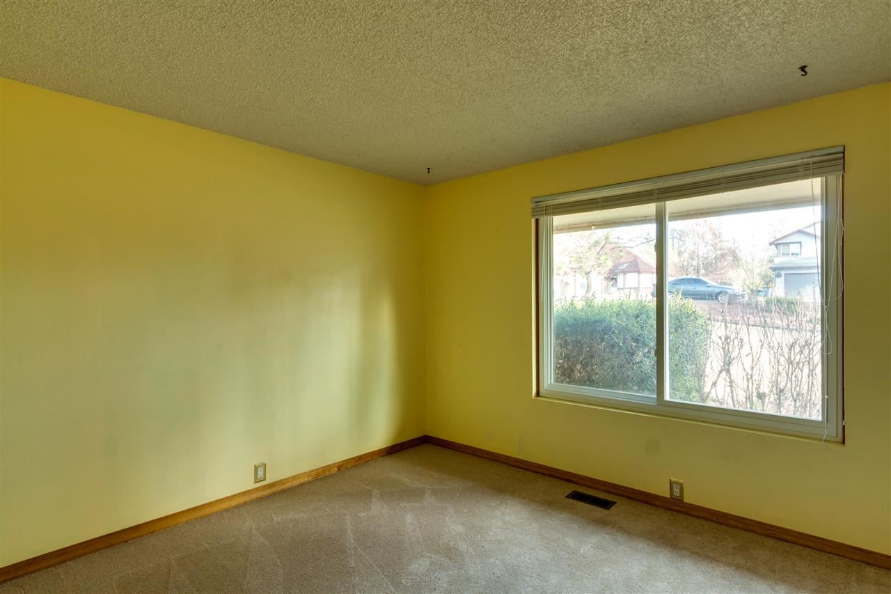 13920 S Clear Lake Rd - Photo 10