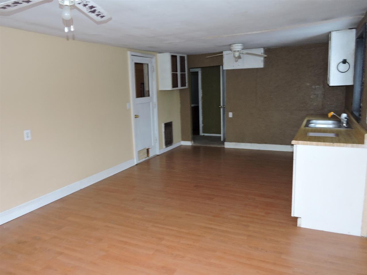 108 E GRACE - Photo 4