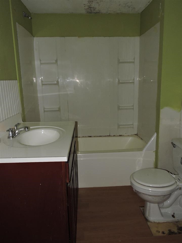 108 E GRACE - Photo 7