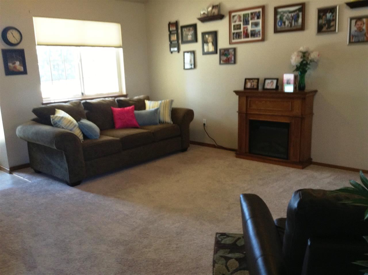 12911 E 4th Ave - Photo 3