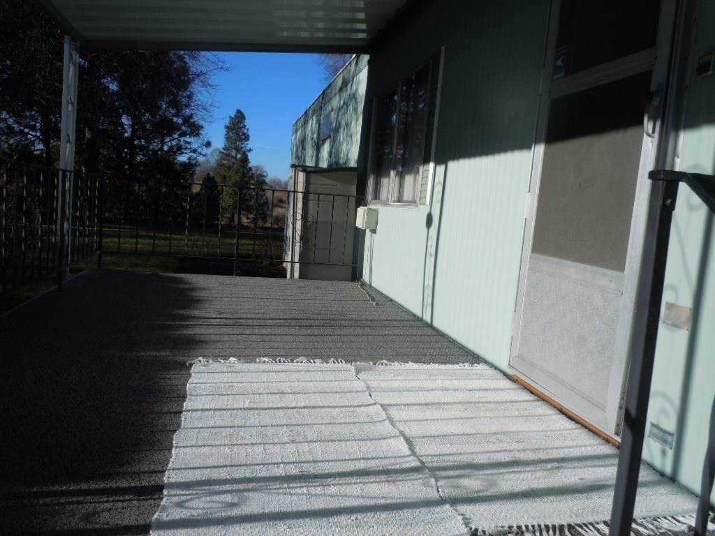 2601 N Barker Rd - Photo 2