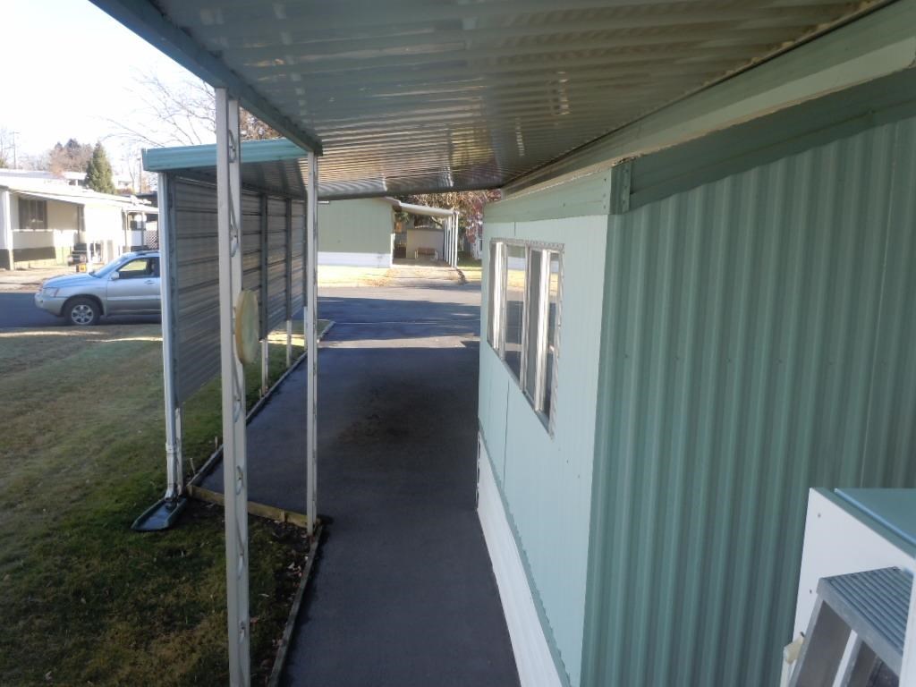 2601 N Barker Rd - Photo 16
