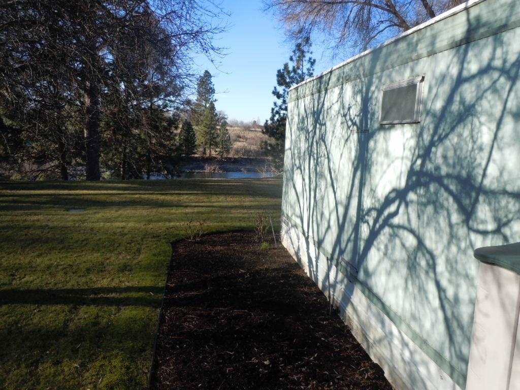 2601 N Barker Rd - Photo 3
