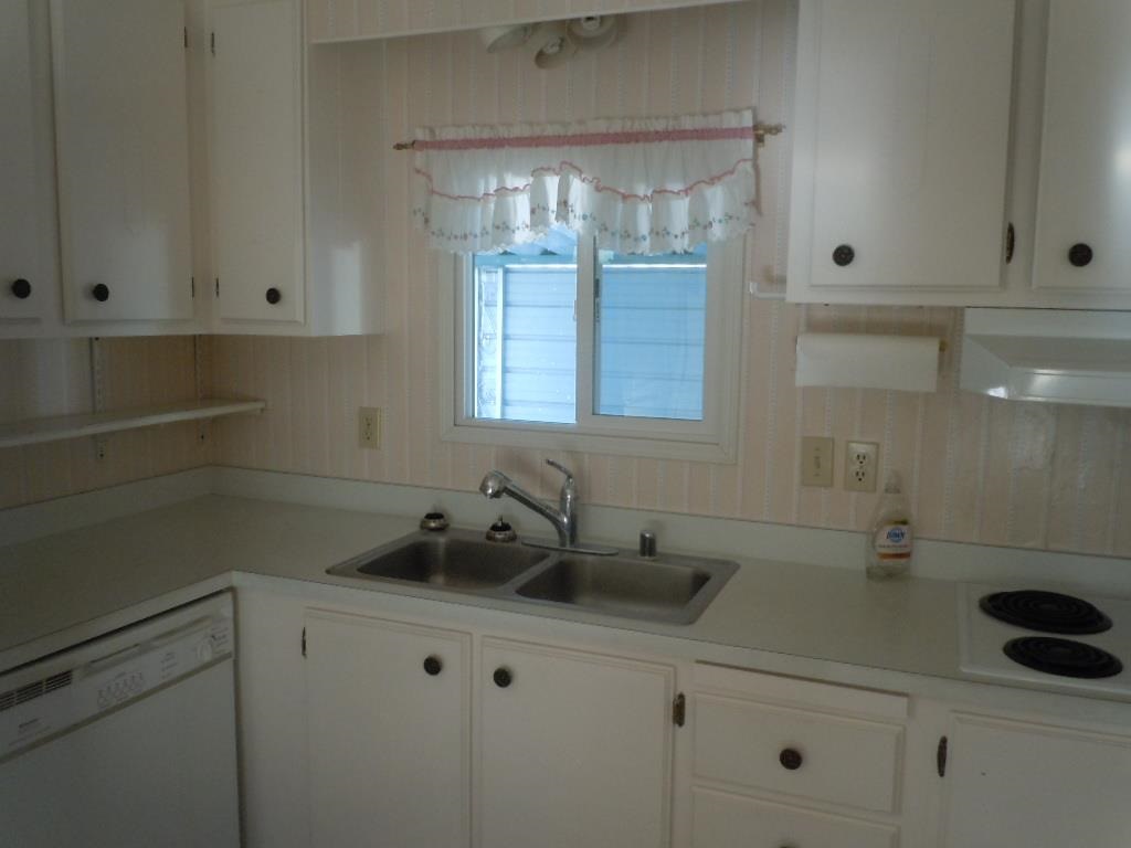 2601 N Barker Rd - Photo 6