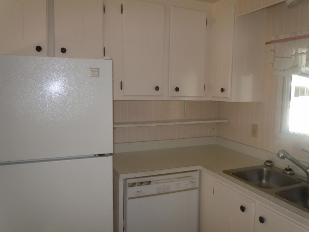 2601 N Barker Rd - Photo 7
