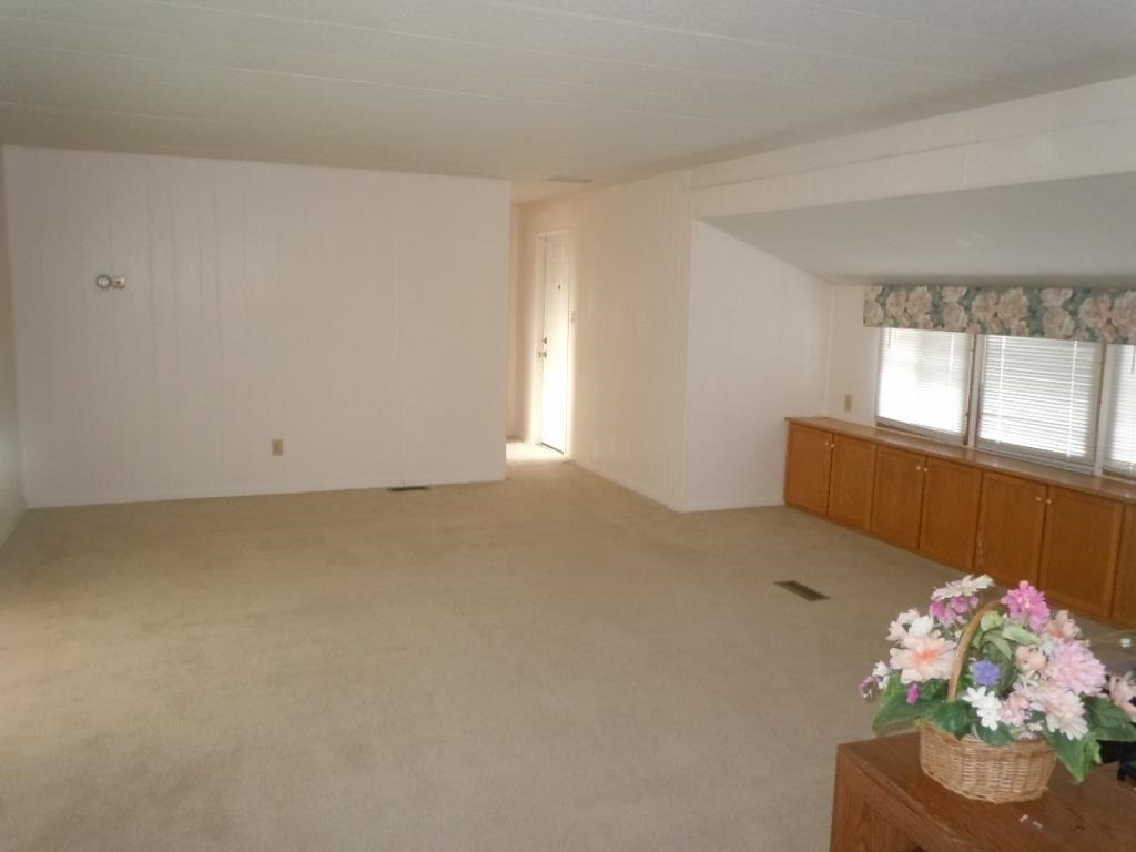 2601 N Barker Rd - Photo 9