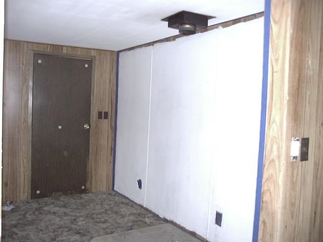 1046 S Jorgens Road - Photo 9