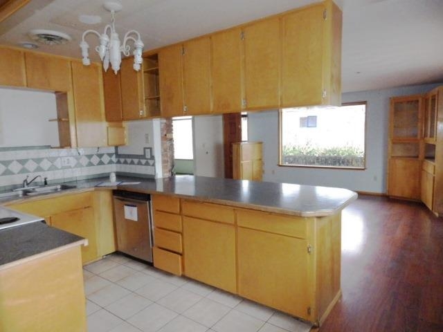 4207 N Jefferson St - Photo 6