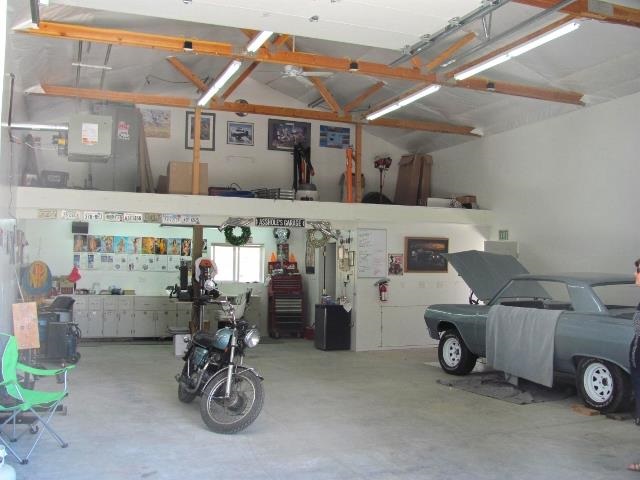 6475 Villier Rd - Photo 17