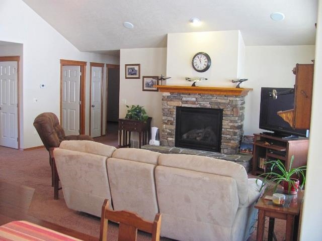 6475 Villier Rd - Photo 7