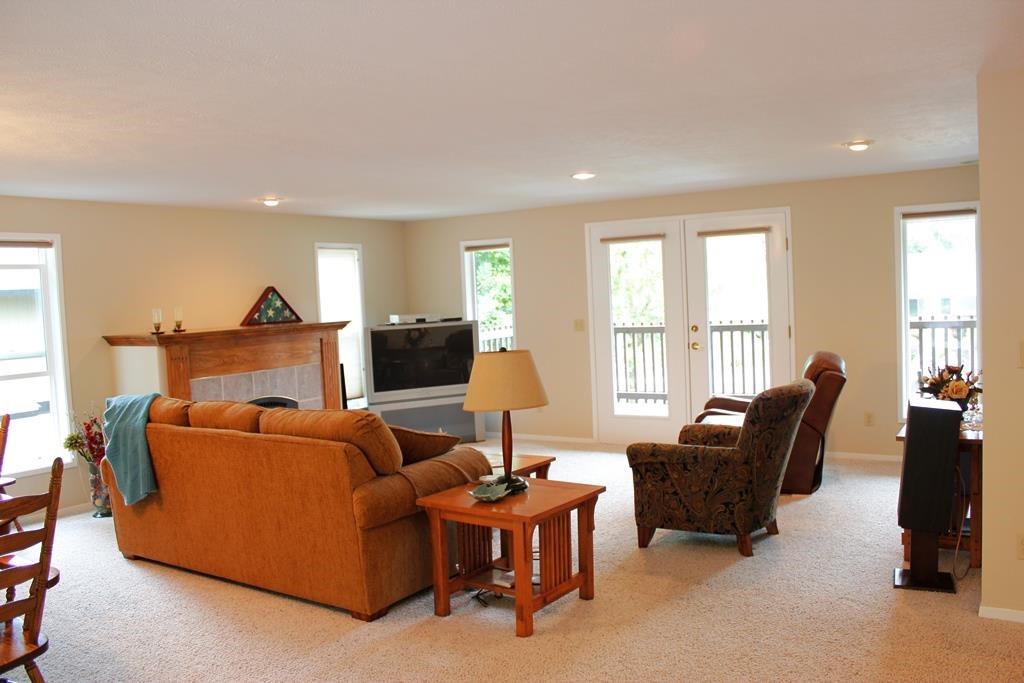 4138 S Sundown Dr. - Photo 4
