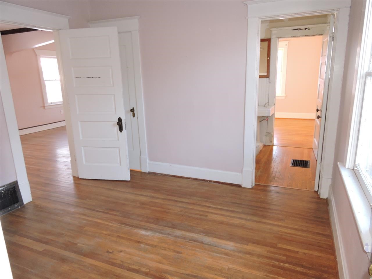 5021 N ALTAMONT St - Photo 5