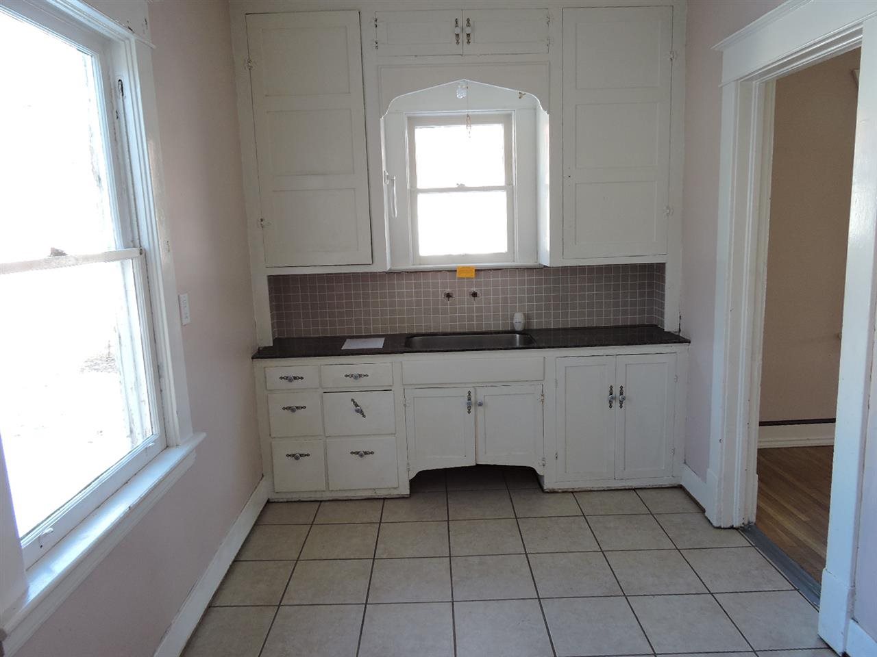 5021 N ALTAMONT St - Photo 8
