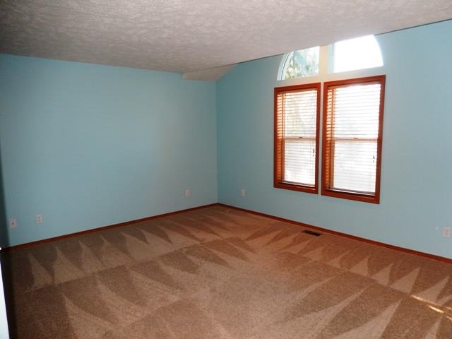5612 S Madelia St - Photo 10