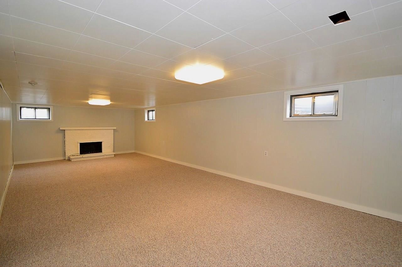 8804 E Montgomery Ave - Photo 11
