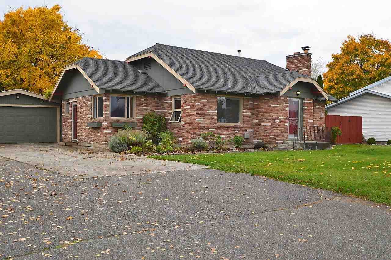 8804 E Montgomery Ave - Photo 12
