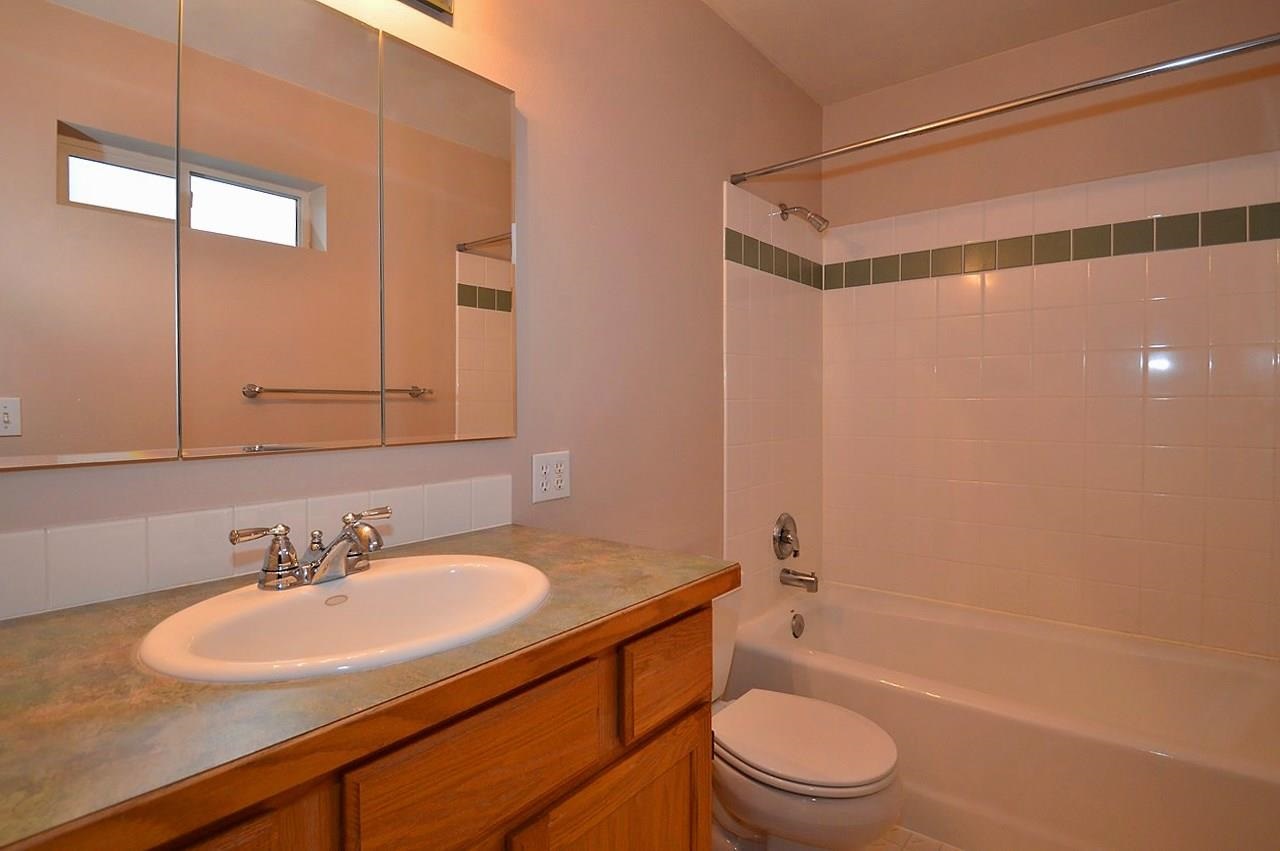 13002 E 33rd Ct - Photo 10