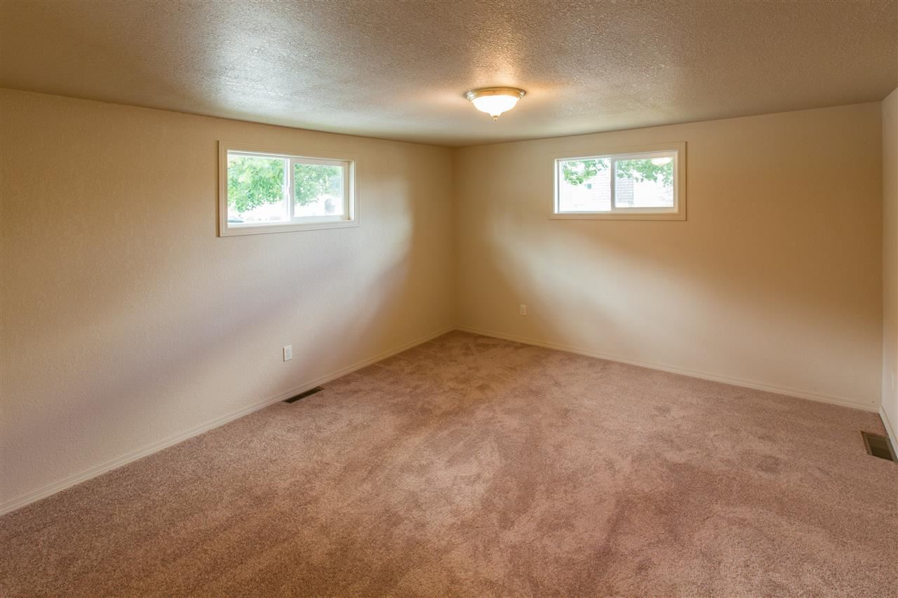 5919 N Atlantic - Photo 10
