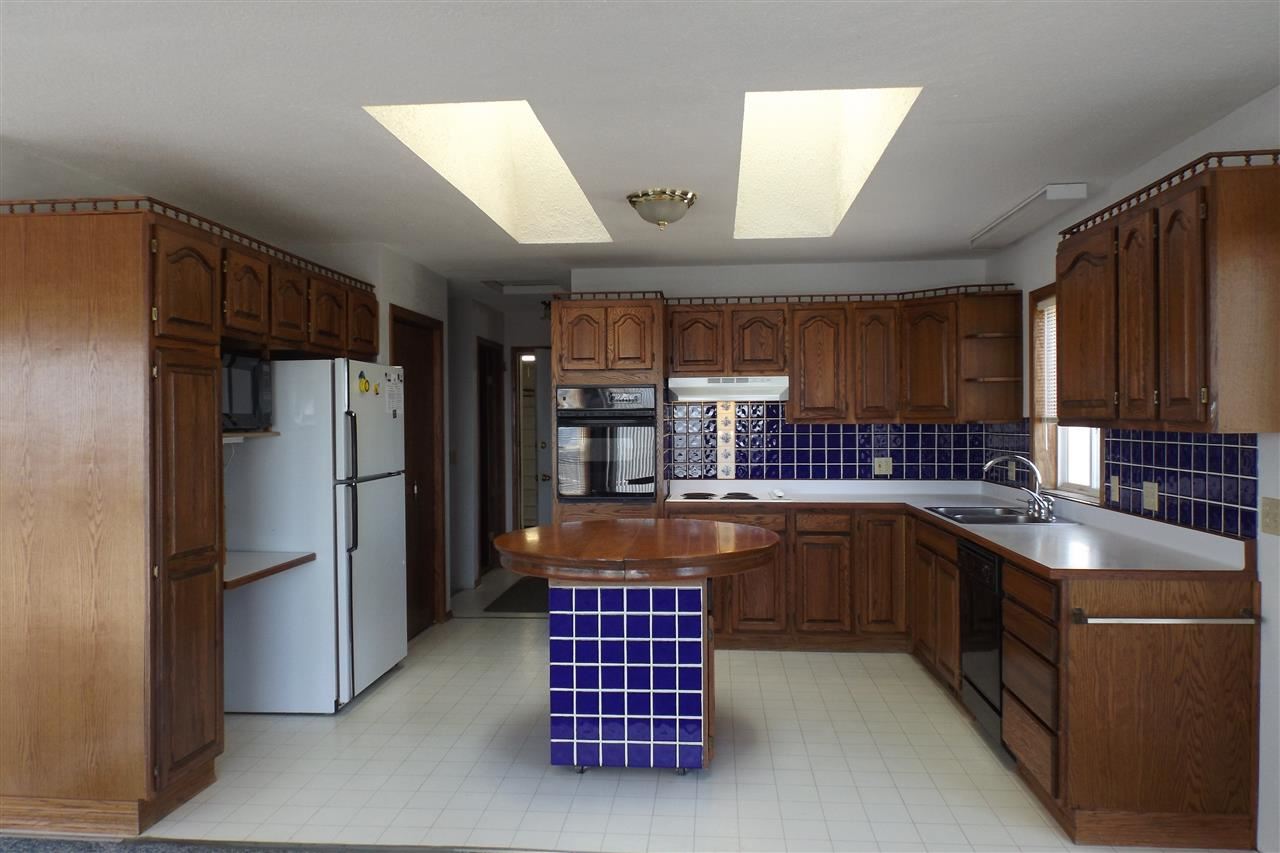 8520 N Panorama Dr - Photo 12
