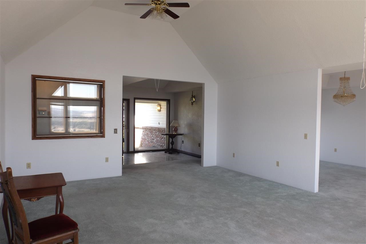 8520 N Panorama Dr - Photo 10